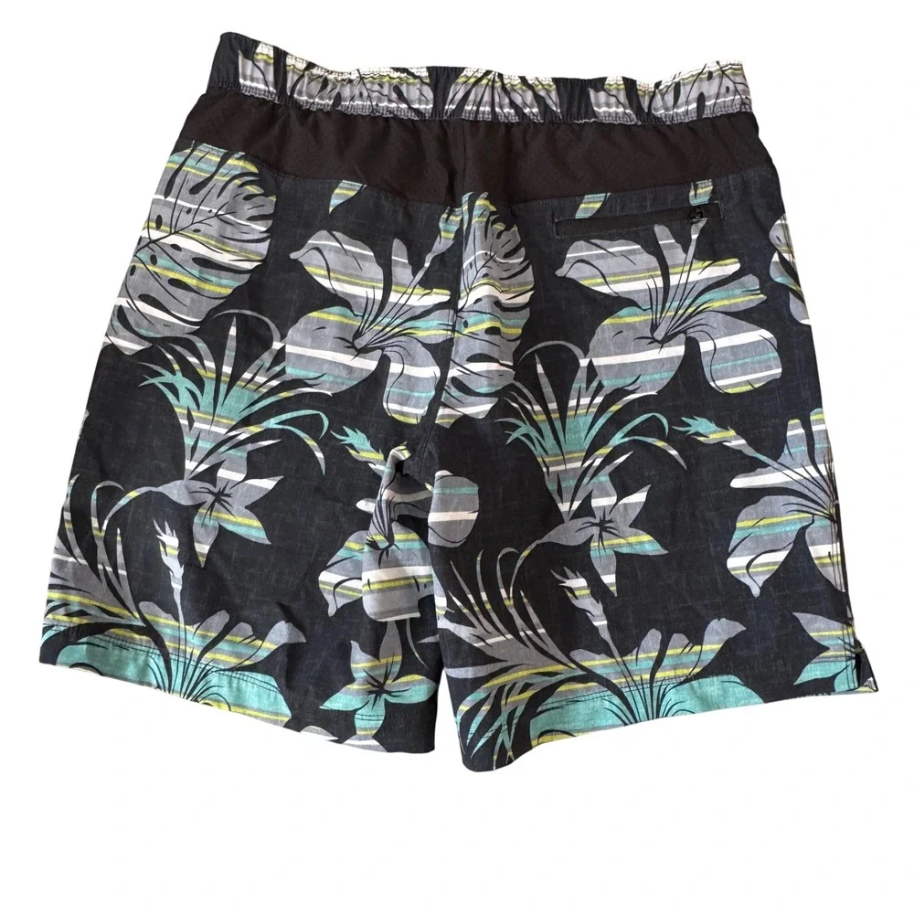 Speedo Men's Swim Trunks M Floral Black Aqua‎ Blue Board Shorts Quick Dry